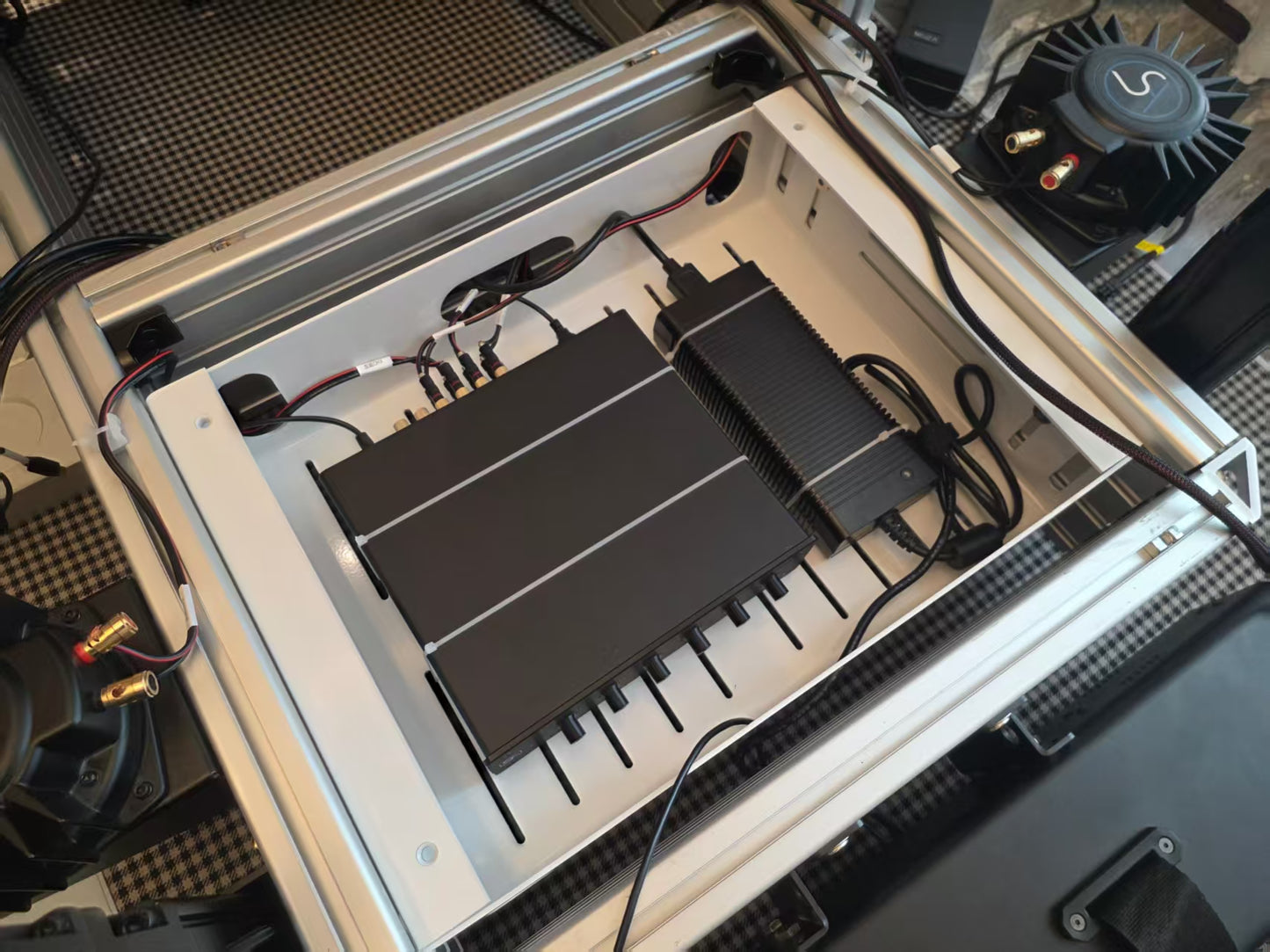 KCLAB Rig Vault — Carbon Edition-500mm Trak Racer Spec Rig Storage Box And Carbon Cover