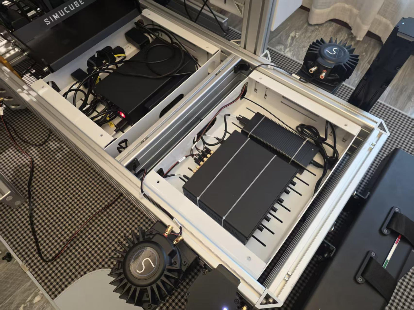 KCLAB Rig Vault — Carbon Edition-500mm Trak Racer Spec Rig Storage Box And Carbon Cover